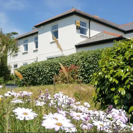 Beacon & Luxury Shepherd Huts Hotel 3*